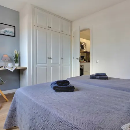 Oasis Royal 2 Bedrooms Ground Floor Appartement *
