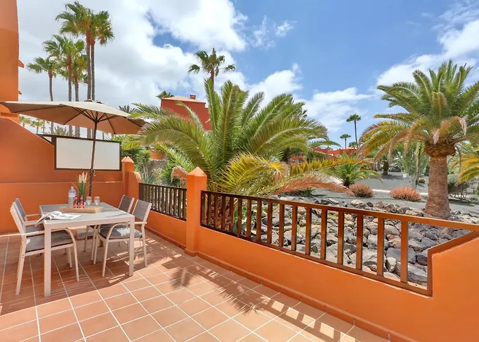 Oasis Royal 2 Bedrooms Ground Floor Apartment *